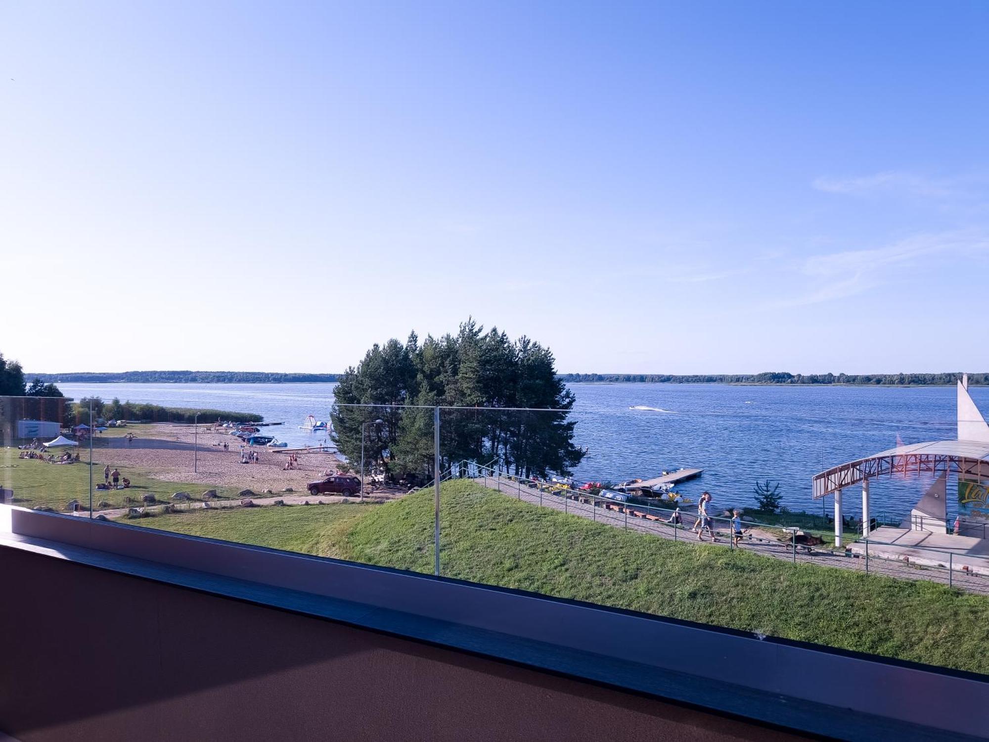 Zubr Nad Zalewem Appartement Luka Buitenkant foto